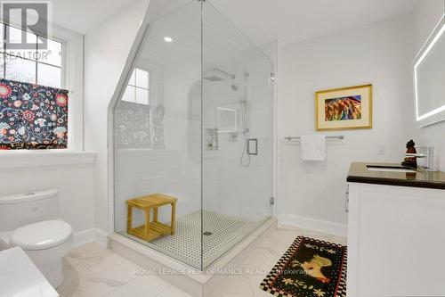 550 Piccadilly Avenue, Ottawa, ON - Indoor Photo Showing Bathroom