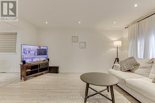 22 Muriel Crescent, London, ON - Indoor Photo Showing Living Room