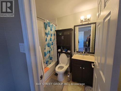 3503 Cherrington Crescent, Mississauga, ON - Indoor Photo Showing Bathroom