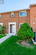 40 - 586 RENFORTH DRIVE  Toronto, ON M9C 2N5