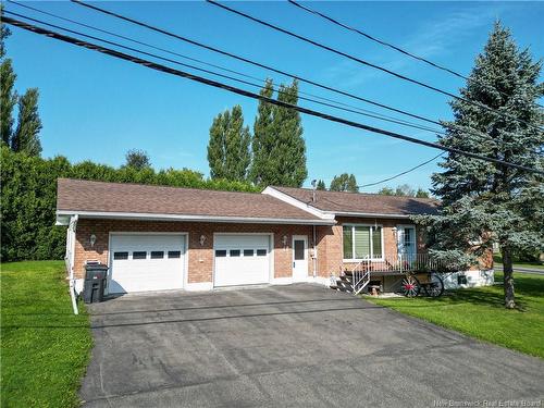 12 Colebrooke RD  Grand-Sault/Grand Falls, NB E3Z 1A8