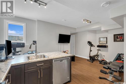 622 Marlatte Crescent, Saskatoon, SK - Indoor Photo Showing Gym Room