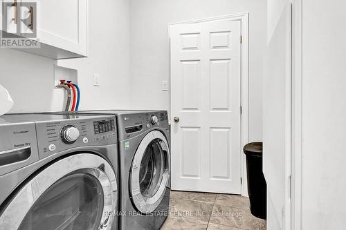 342 Seabrook Drive, Kitchener, ON - Indoor Photo Showing Laundry Room