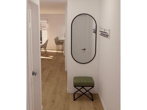 Hall d'entrÃ©e - 2-44A Rue Lippé, Les Coteaux, QC - Indoor Photo Showing Other Room