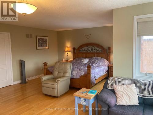 5883 Riverside Place, Mississauga, ON - Indoor Photo Showing Bedroom