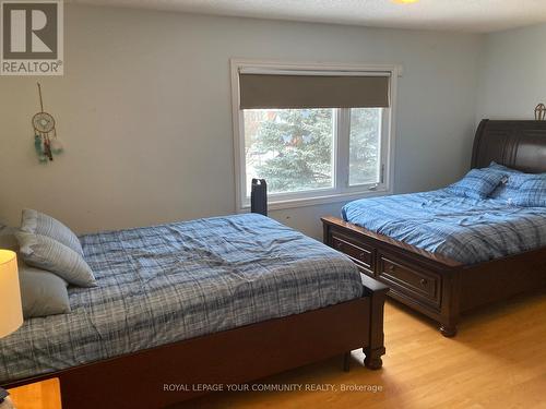 5883 Riverside Place, Mississauga, ON - Indoor Photo Showing Bedroom