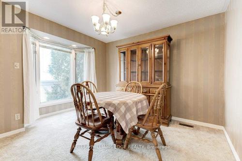 1353 Fisher Avenue, Burlington, ON - Indoor Photo Showing Dining Room