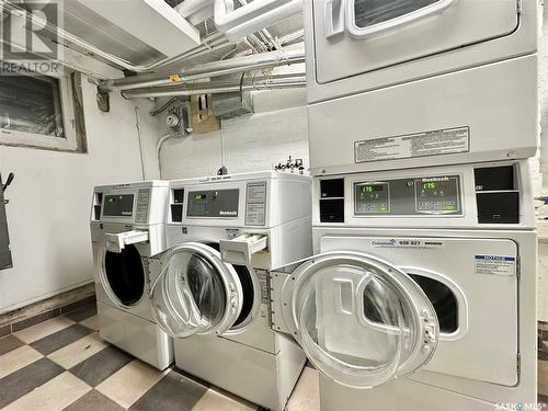 20 2201 14Th Avenue, Regina, SK - Indoor Photo Showing Laundry Room