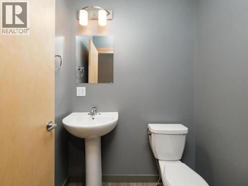 28 Beryl Place, Whitehorse, YT - Indoor Photo Showing Bathroom
