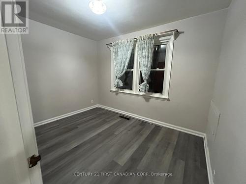 1449 Oxford Street E, London, ON - Indoor Photo Showing Other Room