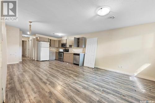 1236 Rae Street, Regina, SK - Indoor Photo Showing Kitchen