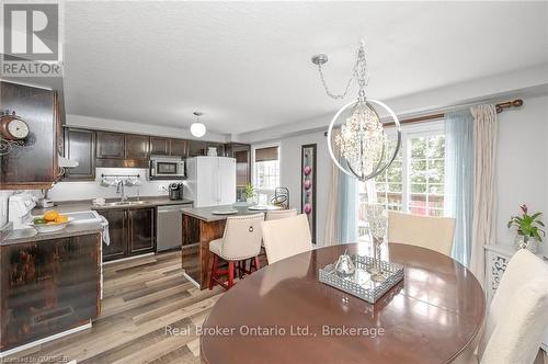 94 Rochefort Street, Kitchener, ON - Indoor Photo Showing Other Room