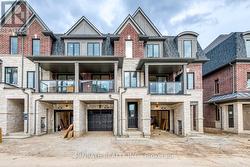 2086 FAIRMONT COMMON  Burlington, ON L7P 0V8