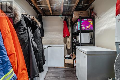 110 Maguire Court, Saskatoon, SK - Indoor Photo Showing Laundry Room