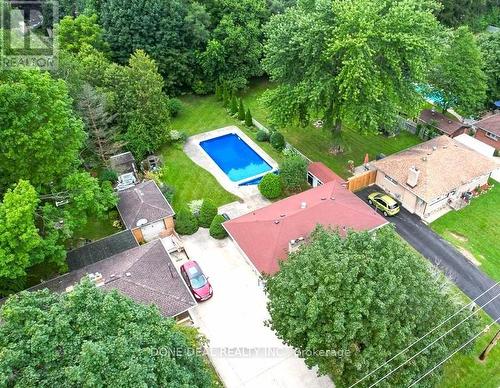 337 Griffith Street, London, ON - Outdoor With In Ground Pool