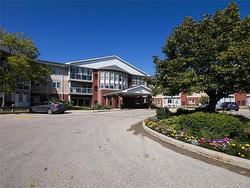 109-495 Lindenwood DR  Winnipeg, MB R3P 0Y5