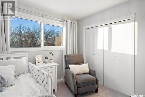 39 Churchill Court, Saskatoon, SK - Indoor Photo Showing Bedroom