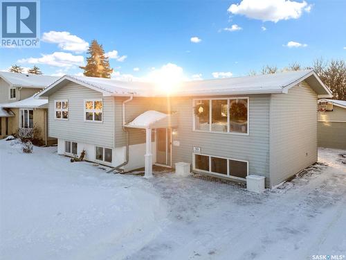 39 Churchill Court, Saskatoon, SK - Outdoor