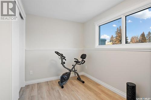 39 Churchill Court, Saskatoon, SK - Indoor Photo Showing Gym Room