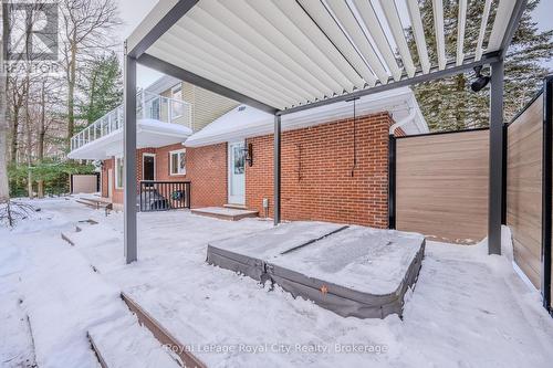 586 Eastgate Walk, Waterloo, ON - Outdoor With Deck Patio Veranda With Exterior