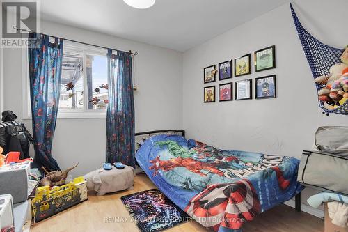 157 Marconi Boulevard, London, ON - Indoor Photo Showing Bedroom