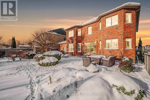 252 Edgewater Crescent, Kitchener, ON - Outdoor