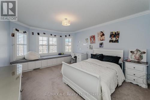 252 Edgewater Crescent, Kitchener, ON - Indoor Photo Showing Bedroom