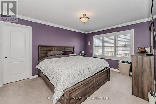 252 Edgewater Crescent, Kitchener, ON - Indoor Photo Showing Bedroom