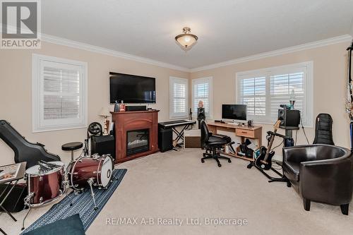 252 Edgewater Crescent, Kitchener, ON - Indoor Photo Showing Office