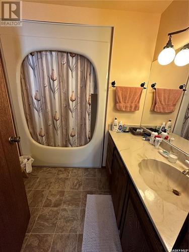 309 2Nd Avenue, Gerald, SK - Indoor Photo Showing Bathroom