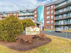 501 429 Parkland Drive  Halifax, NS B3S 1L3