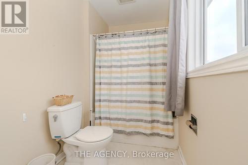 80 Middlemiss Crescent, Cambridge, ON - Indoor Photo Showing Bathroom