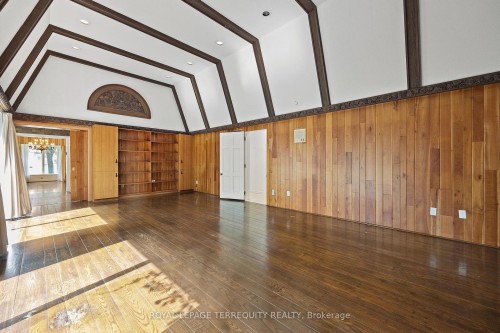 2 Chieftain Crescent, Toronto, ON - Indoor Photo Showing Other Room