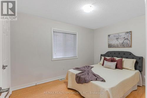 3065 Mission Hill Drive, Mississauga, ON - Indoor Photo Showing Bedroom