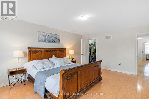 3065 Mission Hill Drive, Mississauga, ON - Indoor Photo Showing Bedroom