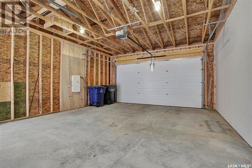 1112 9Th Street E, Saskatoon, SK - Indoor Photo Showing Garage