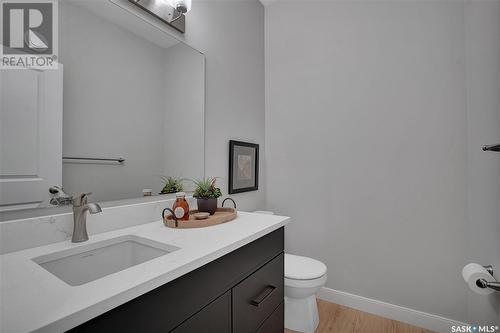 1112 9Th Street E, Saskatoon, SK - Indoor Photo Showing Bathroom