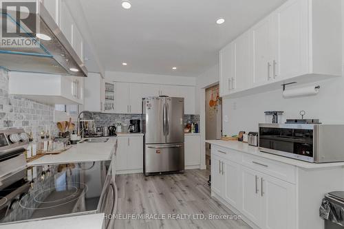 512 Glendene Crescent, Waterloo, ON - Indoor Photo Showing Kitchen