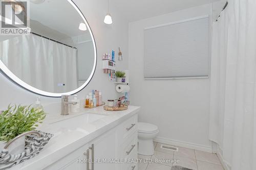 512 Glendene Crescent, Waterloo, ON - Indoor Photo Showing Bathroom