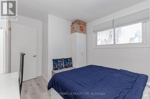 512 Glendene Crescent, Waterloo, ON - Indoor Photo Showing Bedroom