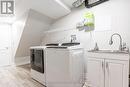 3404 Angel Pass Drive, Mississauga, ON  - Indoor Photo Showing Laundry Room 