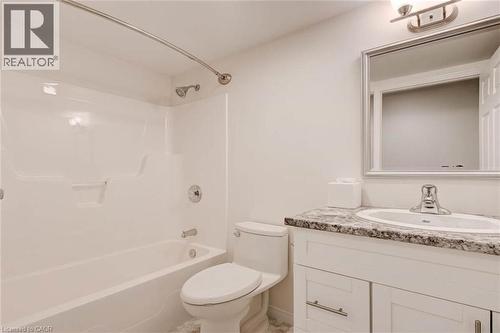 8 Huron Street Unit# 311, Lindsay, ON - Indoor Photo Showing Bathroom