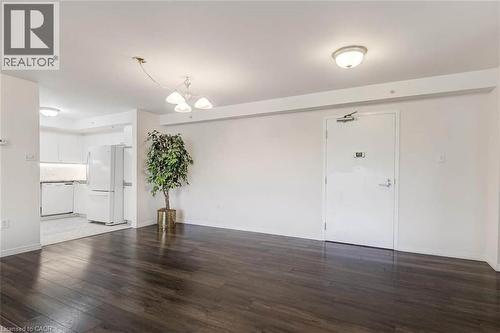 8 Huron Street Unit# 311, Lindsay, ON - Indoor Photo Showing Other Room