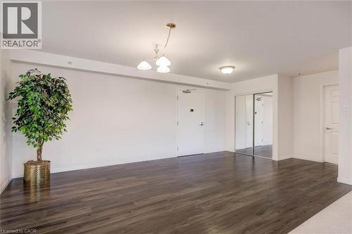 8 Huron Street Unit# 311, Lindsay, ON - Indoor Photo Showing Other Room