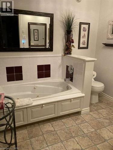 2 Joanne Crescent, Minto, ON - Indoor Photo Showing Bathroom