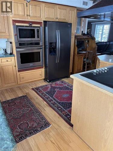 2 Joanne Crescent, Minto, ON - Indoor Photo Showing Kitchen