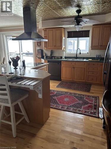 2 Joanne Crescent, Minto, ON - Indoor Photo Showing Kitchen
