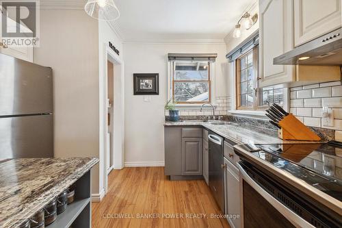 645 Emery Street E, London, ON - Indoor Photo Showing Kitchen