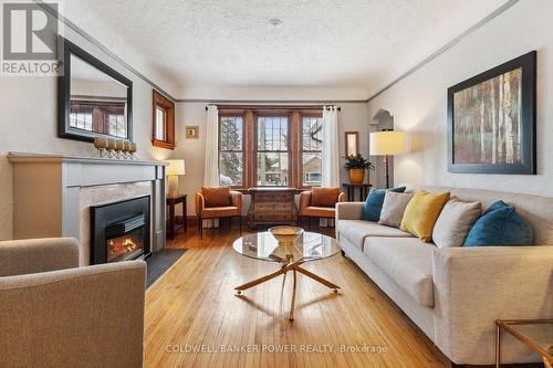 645 Emery Street E, London, ON - Indoor Photo Showing Living Room With Fireplace