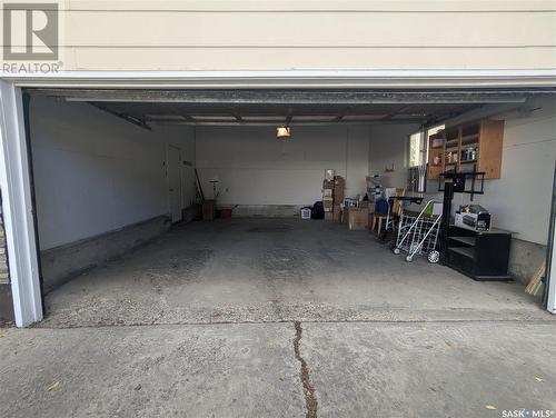 435 Needham Way, Saskatoon, SK - Indoor Photo Showing Garage